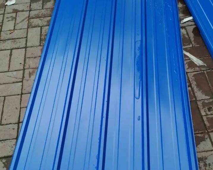 房頂想上隔熱瓦，是襄陽彩鋼瓦更好還是樹脂瓦更好？