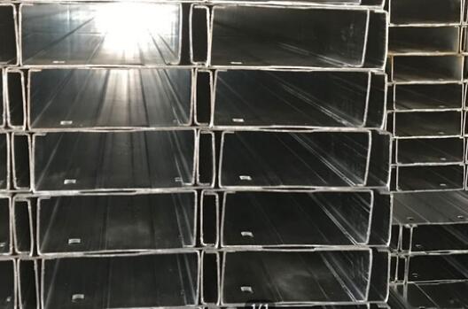 襄陽(yáng)遠(yuǎn)大彩鋼盤點(diǎn)：Z型鋼和C型鋼有什么區(qū)別？